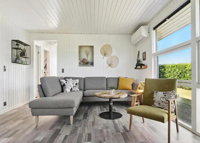 Stunning In With Wifi Bogense